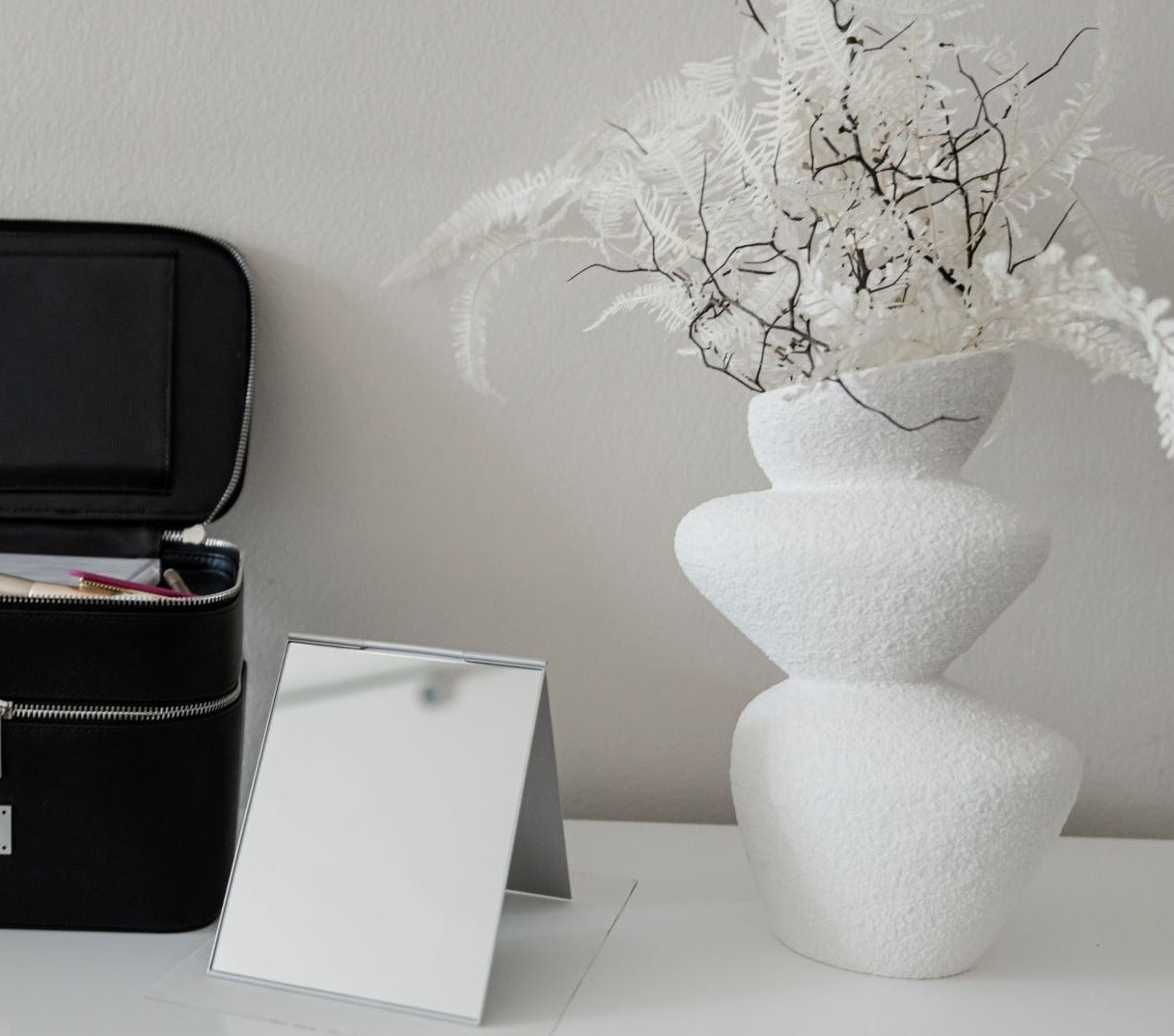 Portable fold-out Mirror